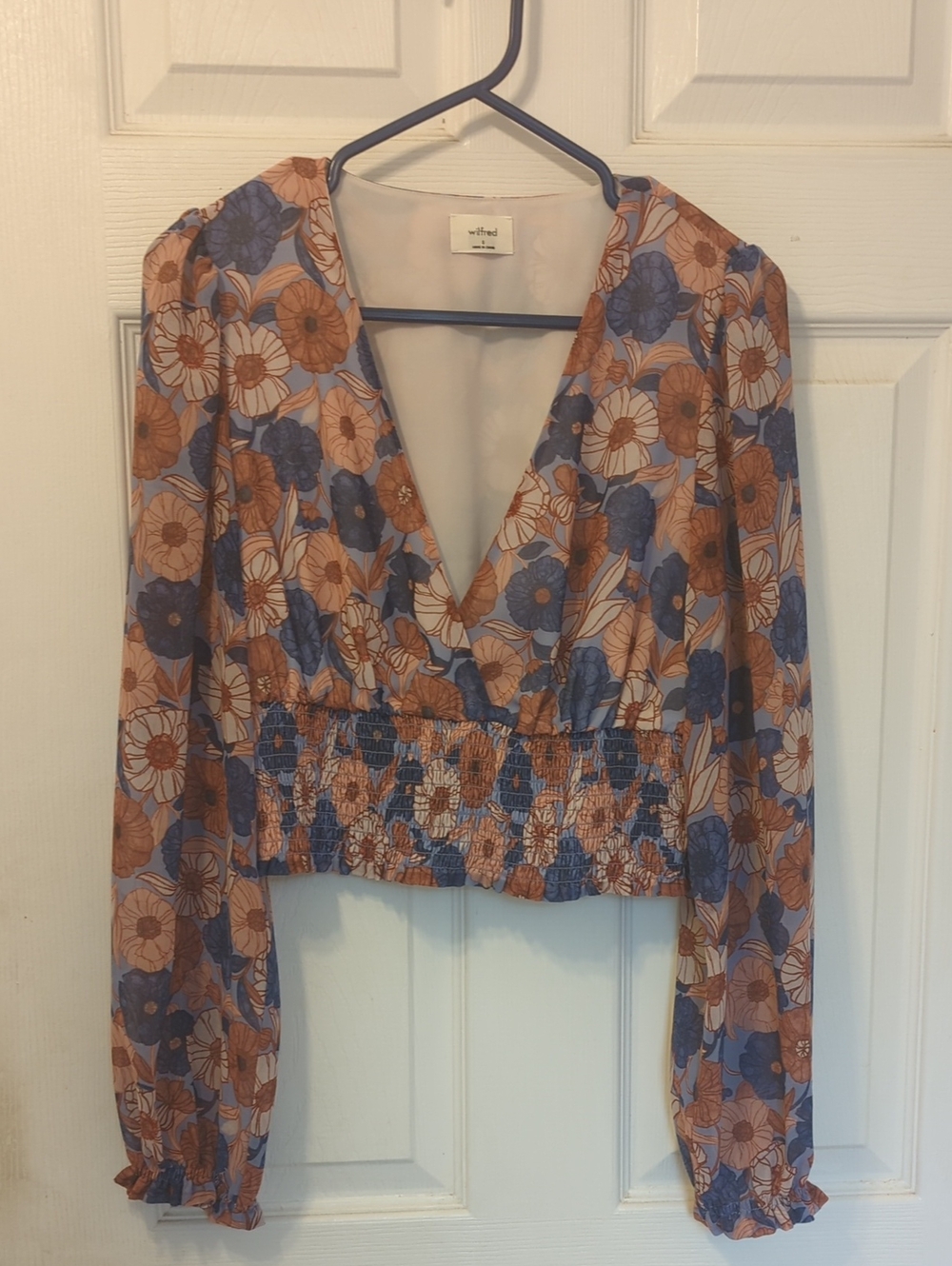Wilfred Blue & Brown Floral Smocked-Waist V-Neck Blouse